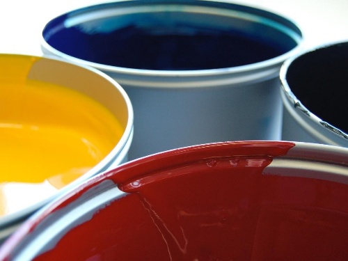 成都工業(yè)涂料在涂裝時(shí)侯需要注意哪些要點(diǎn)？